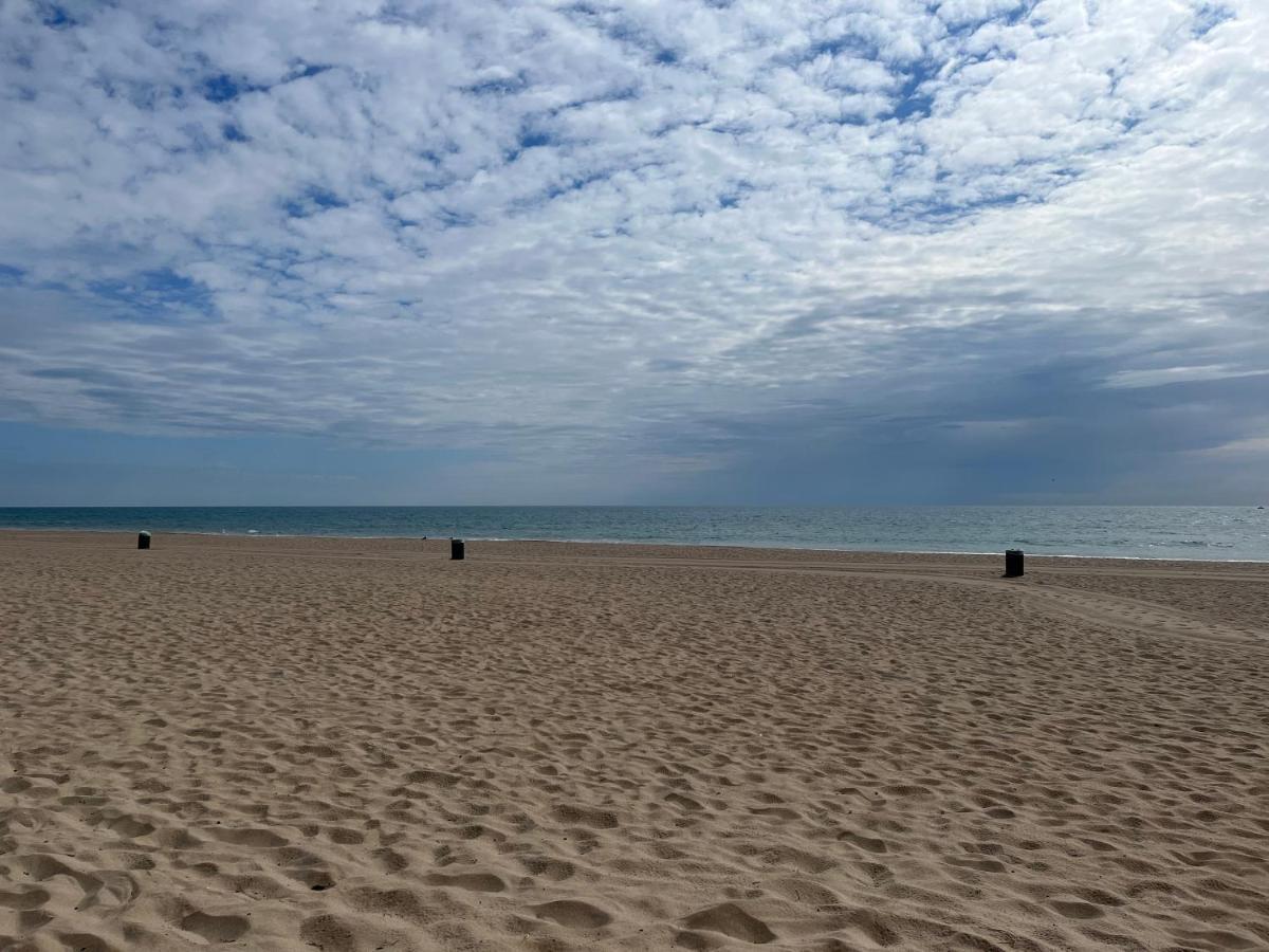 Apartamento Completo Frente Al Mar Creixell Buitenkant foto